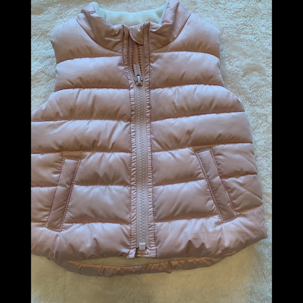 Old navy pale pink puffer vest
